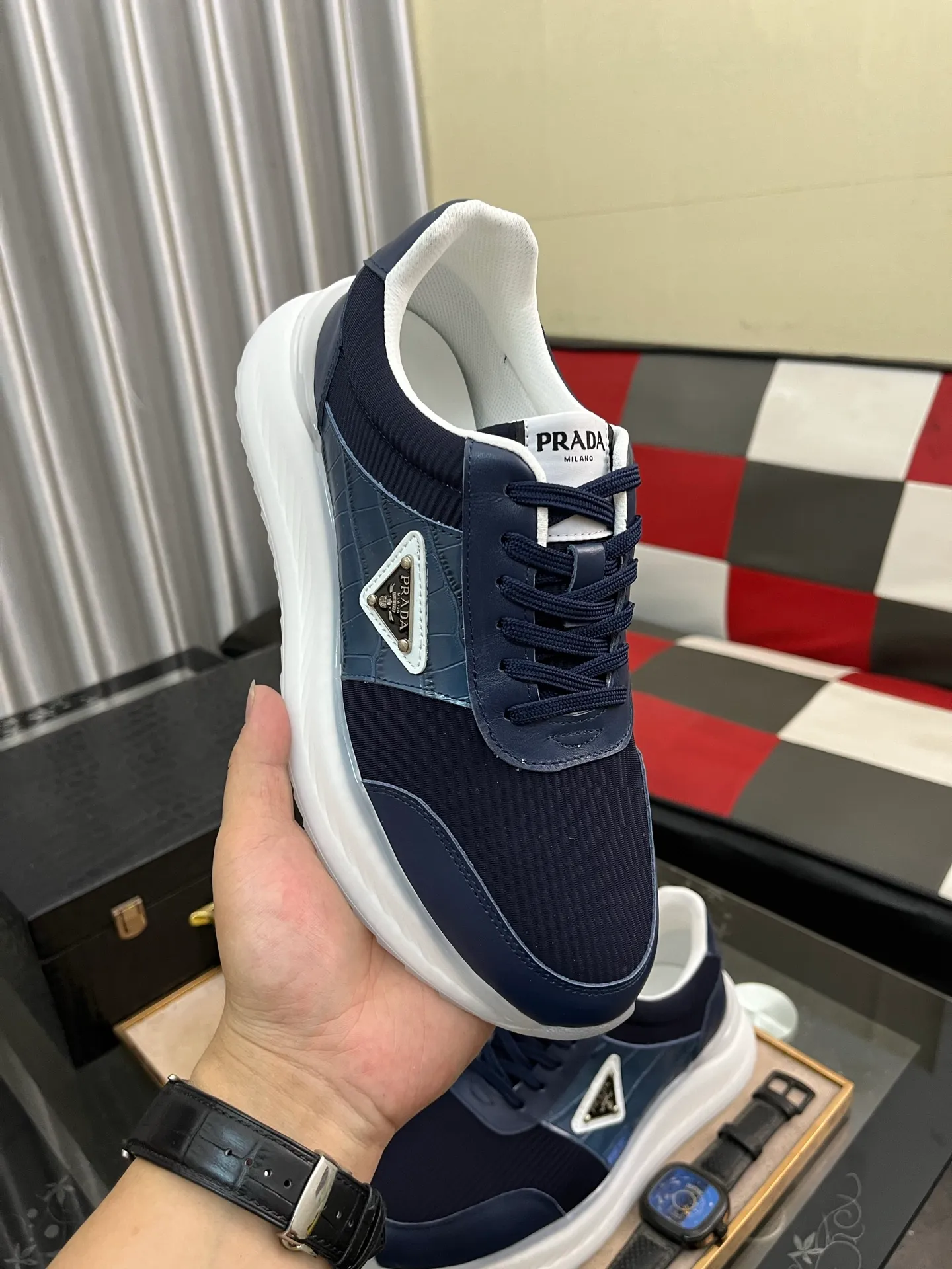 Men's shoes 💰458⌚️⌚️[PRADA] Prada Hong Kong counter casual shoes, counter quality, high-quality workmanship, uppers made of imported breathable fly-knit mesh fabric, comfortable and breathable lining, original air-cushion elastic outsole, casual fashion, high-end quality, size: 38-444️⃣Colors available